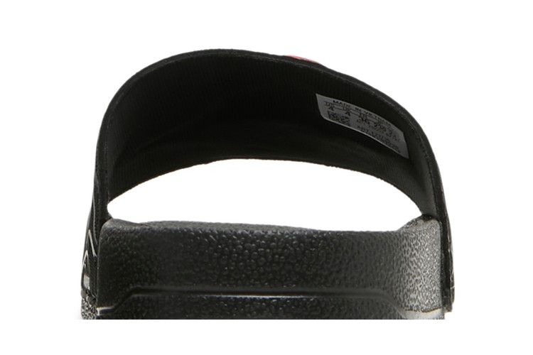Кроссовки Marvel x adidas Adilette Shower Slide J 'Spider-Man'