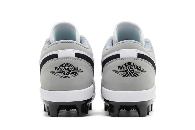 Кроссовки Air Jordan 1 Retro MCS Low 'Light Smoke Grey'