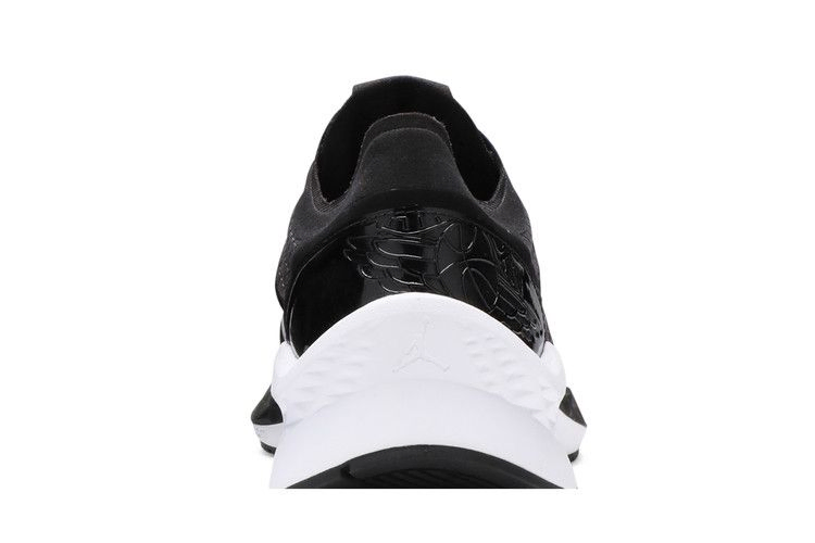 jordan-air-zoom-85-runner-black-ci0055-001_06