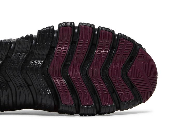 Кроссовки Nike Wmns Free Metcon 5 'Bordeaux'