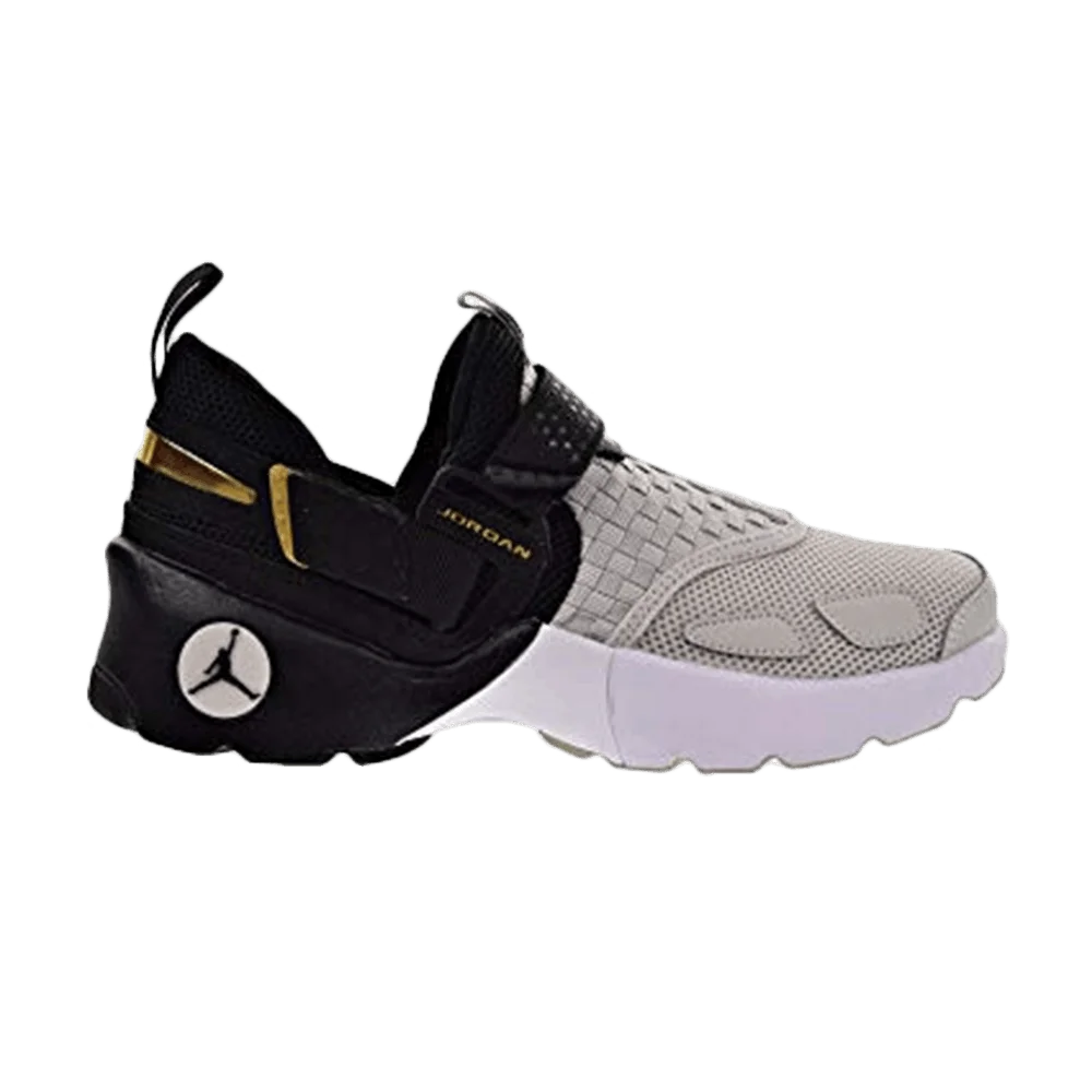 Krossovki-Air-Jordan-Trunner-LX-BG-Black-Light-Bone