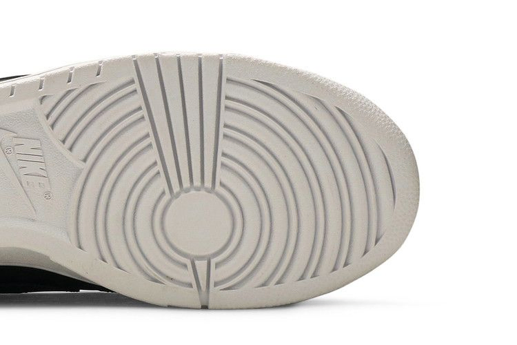 dunk-low-904234-003_04
