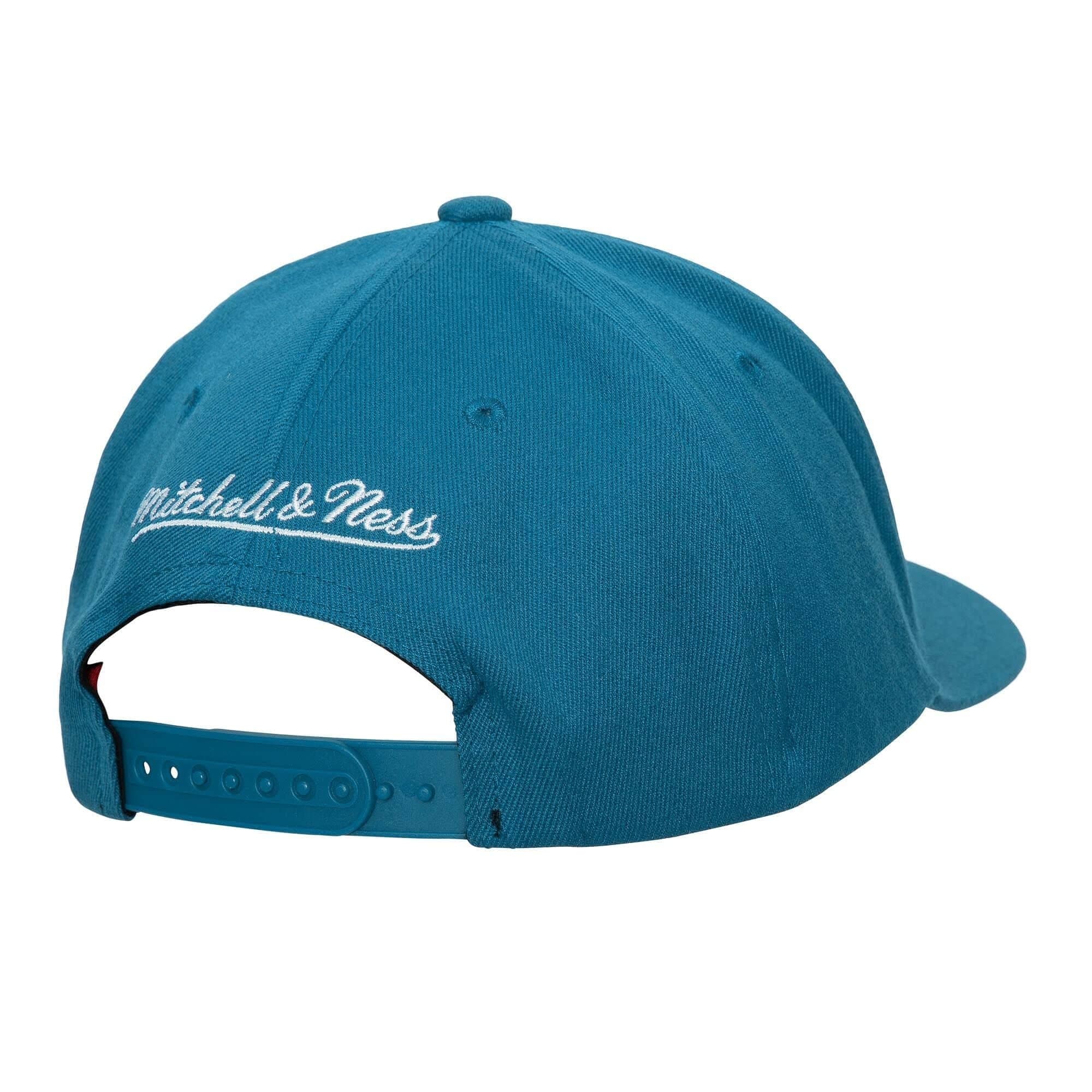 Mitchell-Ness-Team-Ground-2.0-Stretch-Snapback-Charlotte-Hornets-Hat-1
