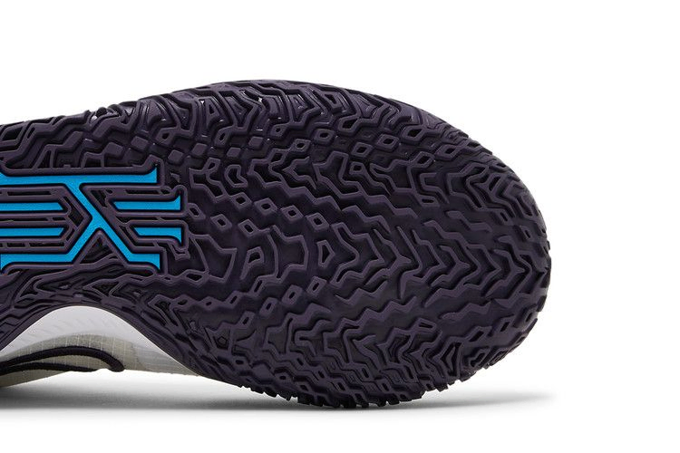 Кроссовки Nike Kyrie Low 4 EP 'White Laser Blue'