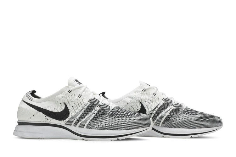 flyknit-trainer-2017-ah8396-100_07