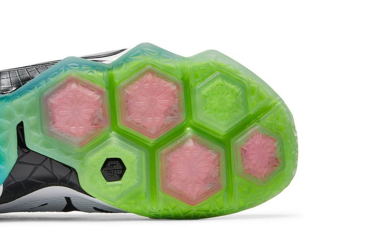lebron-12-as-men-s-basketball-shoe-742549-190_04