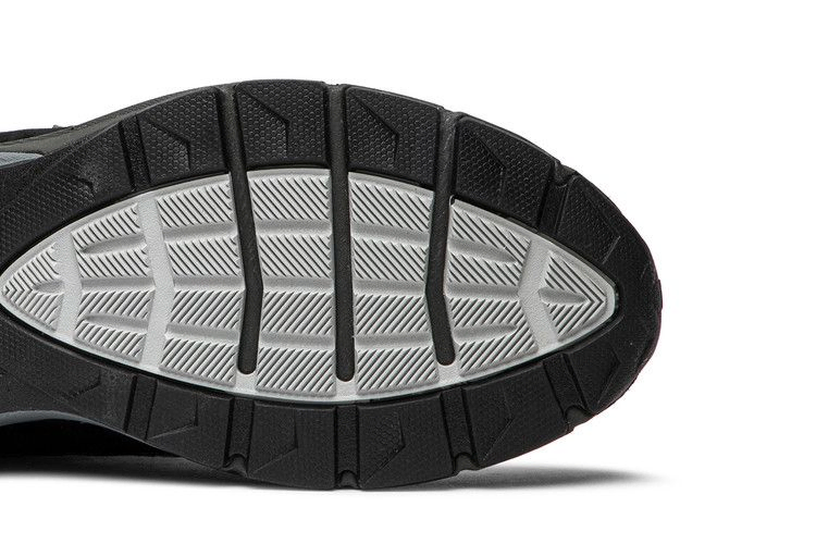 990v5-made-in-usa-black-m990bk5_04