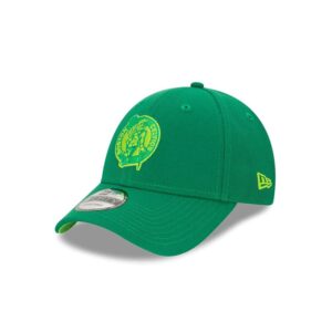 New-Era-Boston-Celtics-Monochrome-9FORTY-Two-Tone-NBA-Snapback-Hat-1-300x300