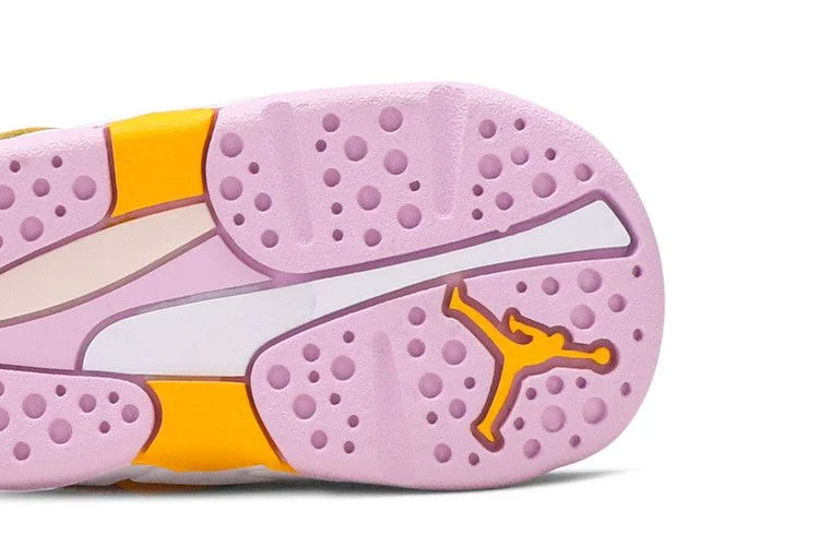 Krossovki-Air-Jordan-8-Retro-TD-Light-Arctic-Pink-4