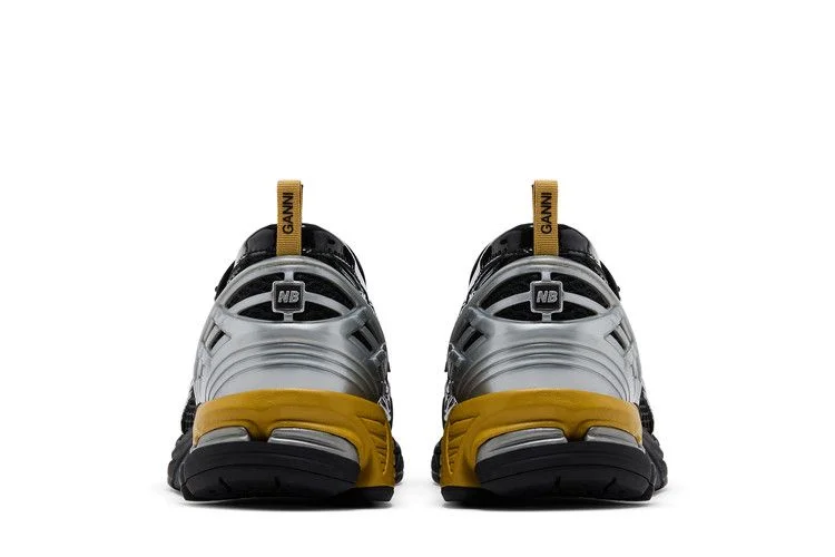Кроссовки GANNI x New Balance 1906L 'Snakeskin Black Silver'