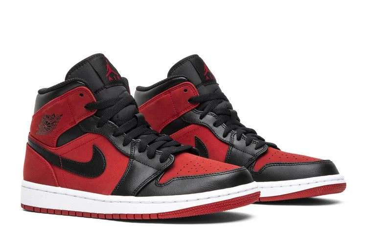 Krossovki-Air-Jordan-1-Mid-Reverse-Banned-7