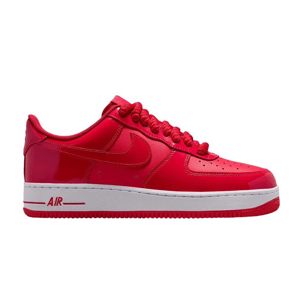 Krossovki-Nike-Air-Force-1-07-LV8-University-Red-White-Metallic-Silver