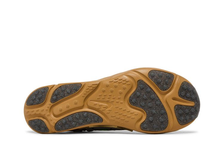 ispa-sense-flyknit-enigma-stone-cw3203-002_03