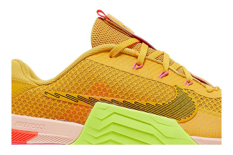 Кроссовки Nike Metcon 7 X 'Rawdacious'