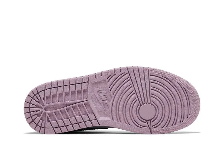 Кроссовки Wmns Air Jordan 1 Mid 'Indigo Haze Doll'