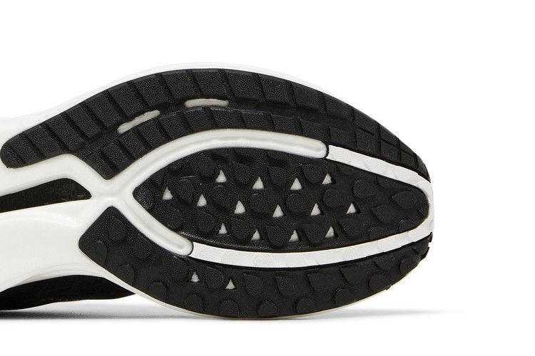 Кроссовки Puma Deviate Nitro 2 'Black White'