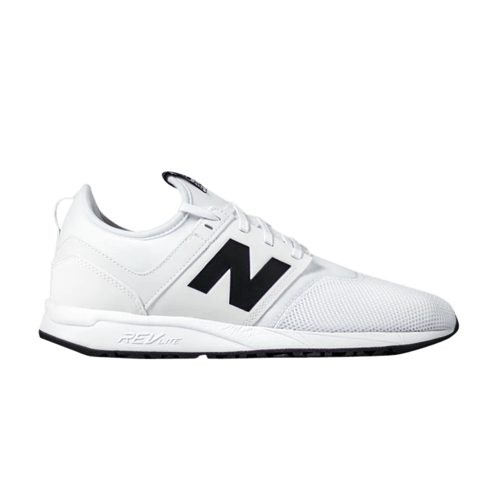 Krossovki-New-Balance-247-Classic-White-Black