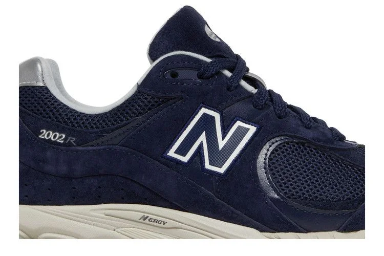 Кроссовки New Balance 2002 'Pigment'
