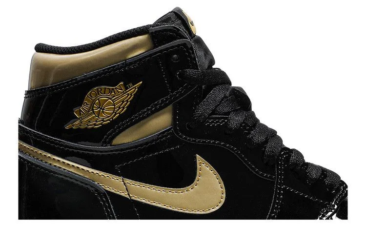 Кроссовки Air Jordan 1 Retro High OG 'Black Metallic Gold'