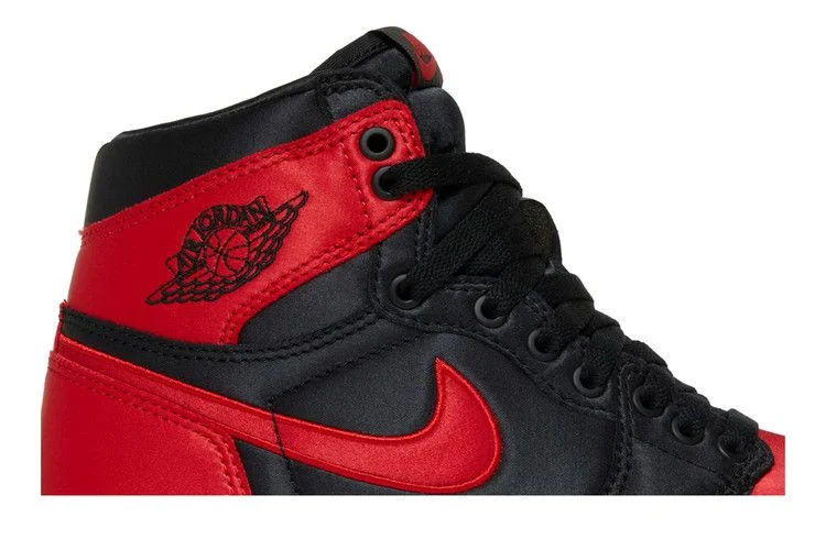 Krossovki-Air-Jordan-1-Retro-High-OG-SE-Satin-Banned-2016-Sample-1