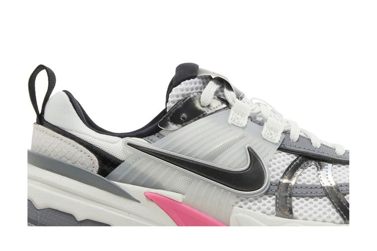 Кроссовки Nike Wmns V2K Run 'Year of the Dragon'