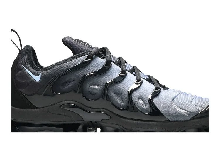 Кроссовки Nike Air VaporMax Plus 'Aluminum'