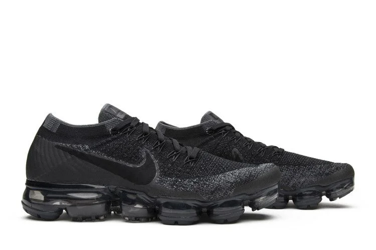 Krossovki-Nike-Wmns-Air-VaporMax-Triple-Black-7