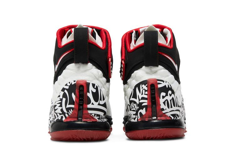 lebron-17-ep-lebron-4-graffiti-ct6052-100_05