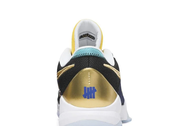 Krossovki-Undefeated-x-Nike-Zoom-Kobe-5-Protro-What-If-Pack-Dirty-Dozen-6