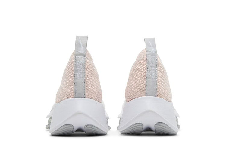 Кроссовки Nike Wmns Air Zoom Tempo NEXT% Flyknit 'Sunset Tint'