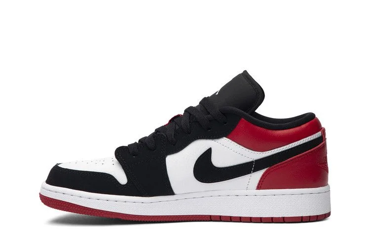 Krossovki-Air-Jordan-1-Low-GS-Black-Toe-2