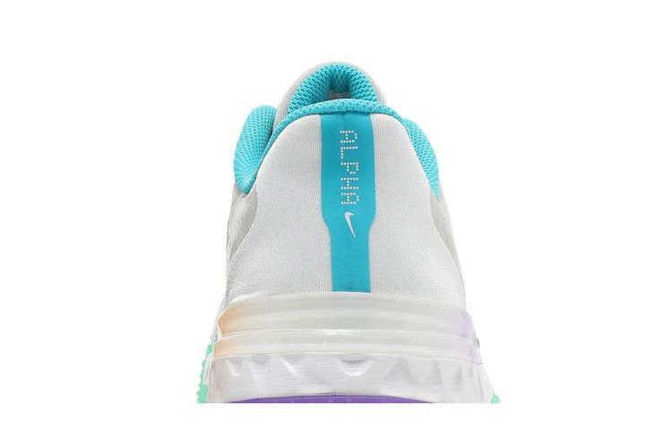 alpha-huarache-elite-3-turf-white-peach-cream-cv3560-102_06