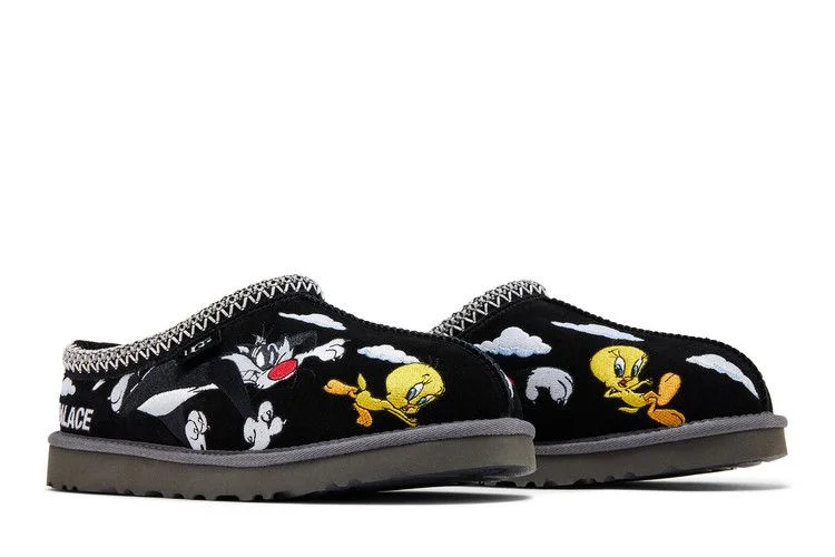 Sabo-Palace-x-Looney-Tunes-x-UGG-Tasman-Slipper-Black-7