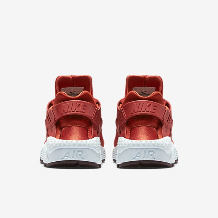 Кроссовки Nike Wmns Air Huarache 'Cinnabar'
