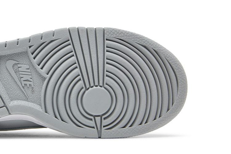 Кроссовки Nike Dunk Low GS 'Pure Platinum Wolf Grey'