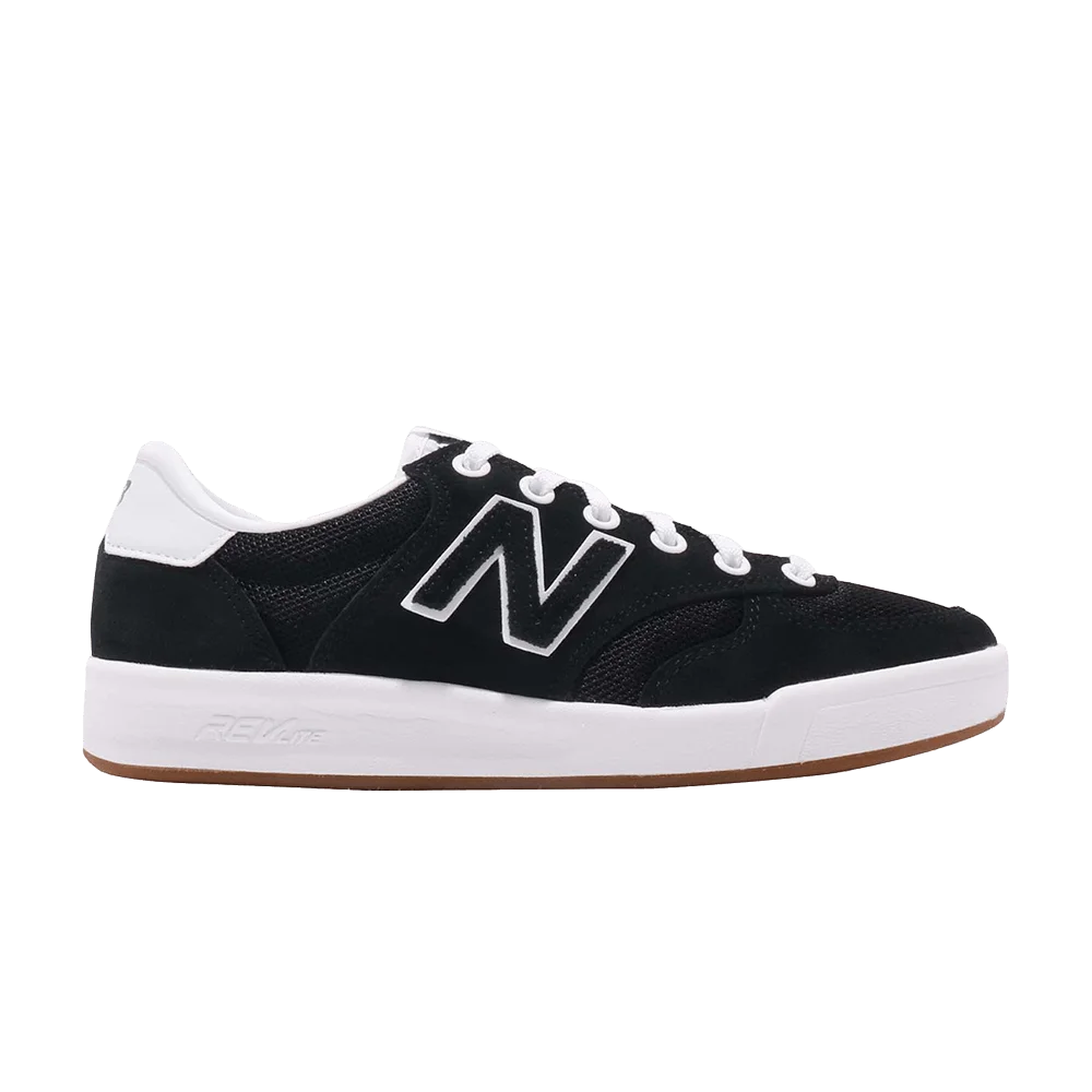 Krossovki-New-Balance-300-Black