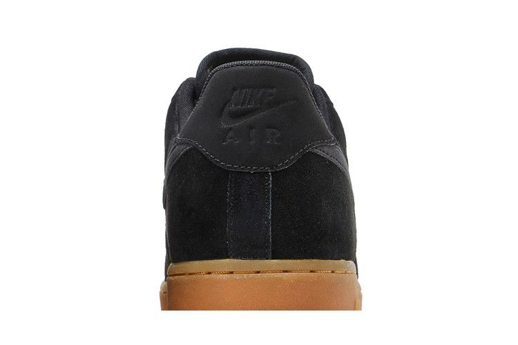 Кроссовки Nike Air Force 1 07 LV8 Suede 'Black Gum'