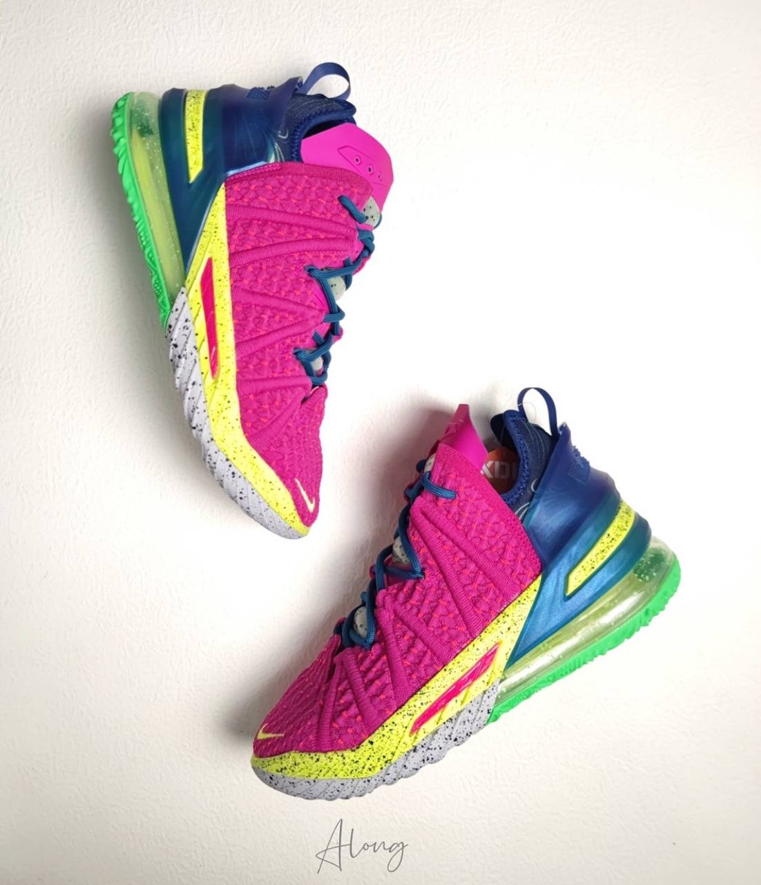 Nike-LeBron-18-Los-Angeles-By-Night-3