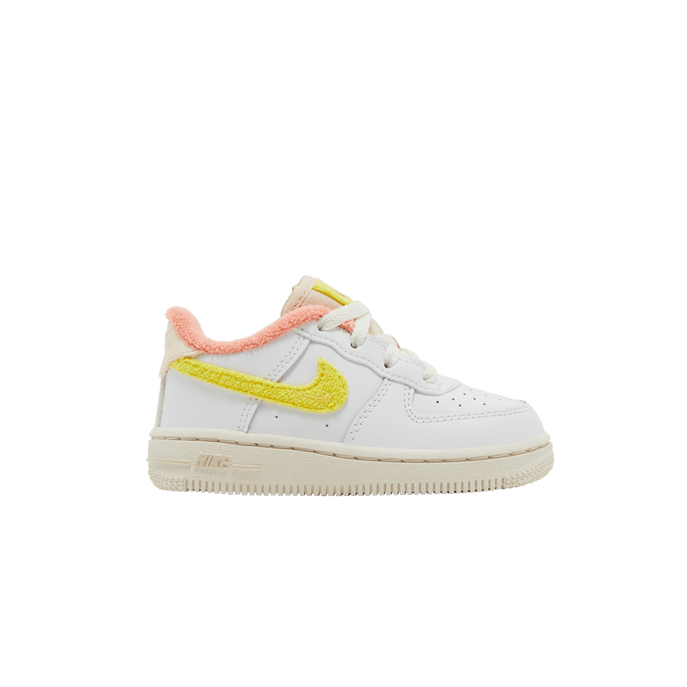 force-1-lv8-td-white-yellow-strike-dv2200-100