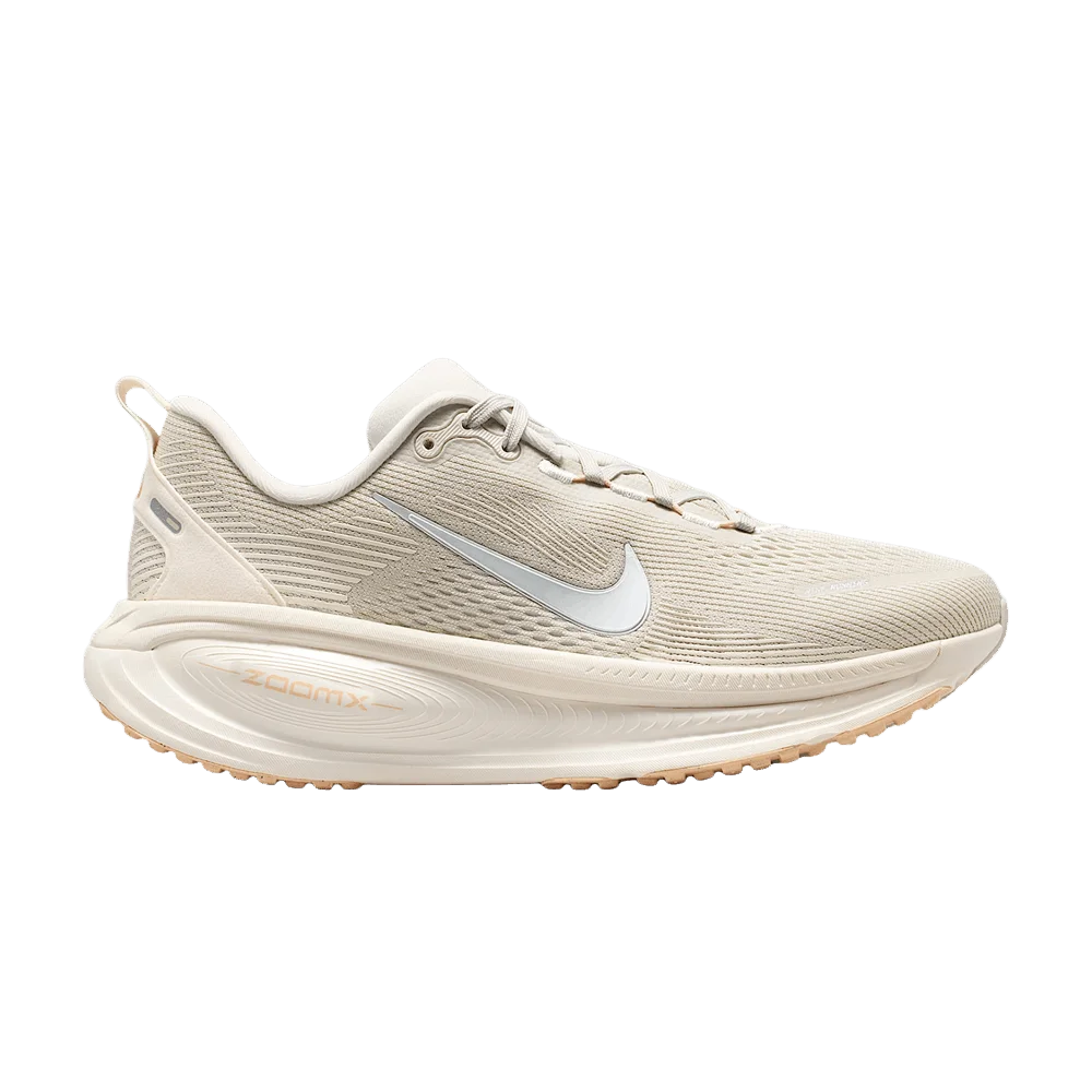 Krossovki-Nike-Wmns-Vomero-18-Light-Bone