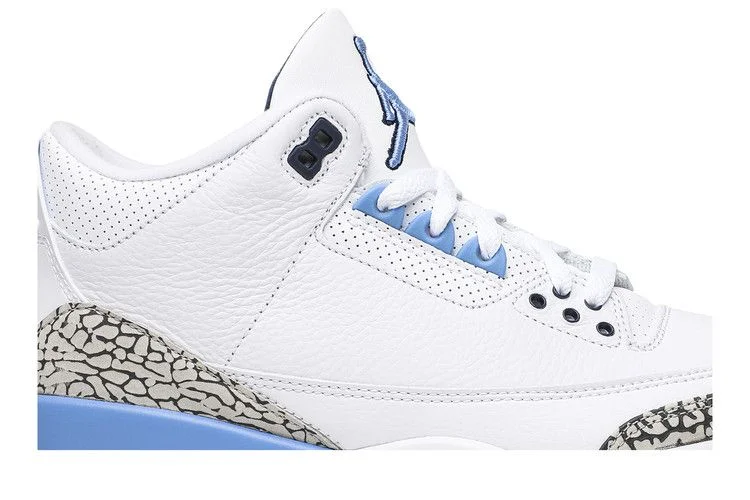 Кроссовки Air Jordan 3 Retro 'UNC'
