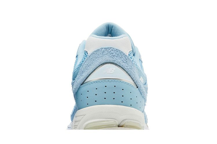 Кроссовки New Balance 2002R 'Bright Sky'
