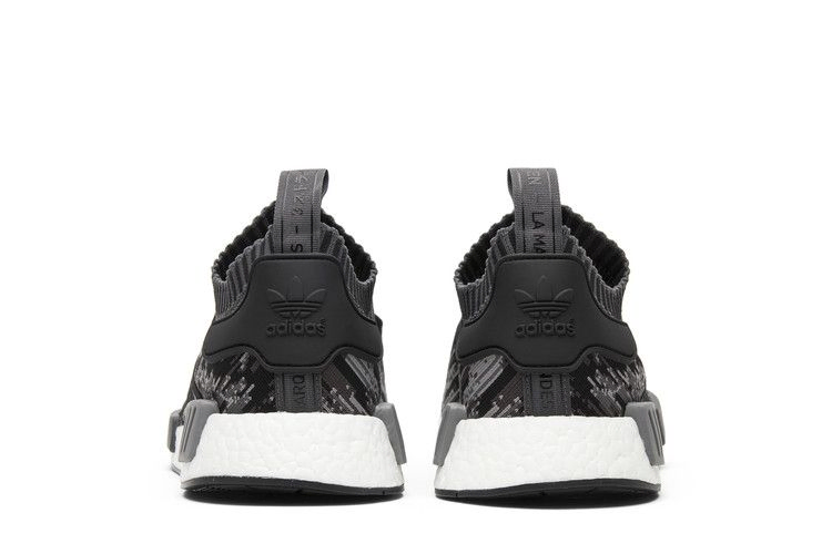 Кроссовки Adidas NMD_R1 Primeknit 'Grey Three'