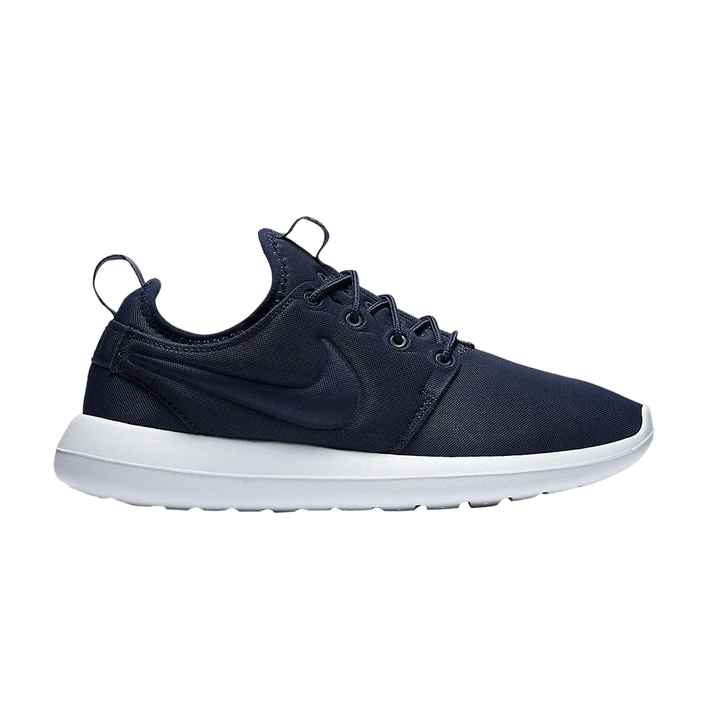 Krossovki-Nike-Wmns-Roshe-Two-1