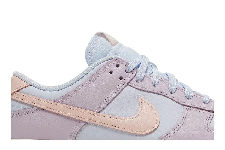Кроссовки Nike Wmns Dunk Low 'Easter'