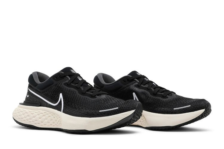 zoomx-invincible-run-flyknit-black-white-ct2228-001_07