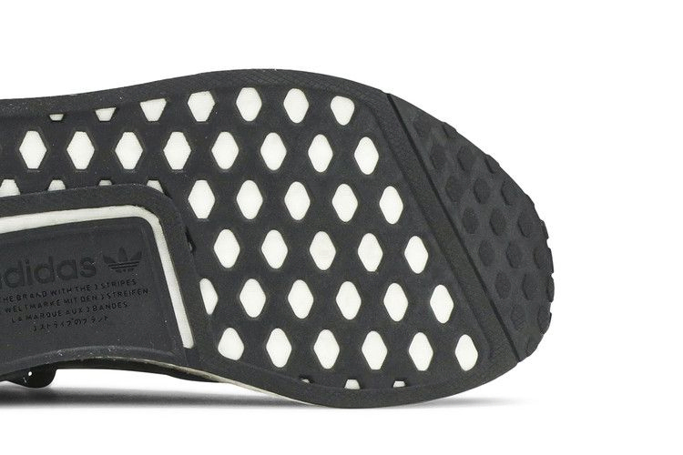 Кроссовки Adidas Wmns NMD_R1 'Fading Glitch - Black'