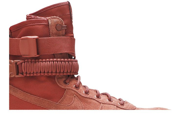 Кроссовки Nike SF Air Force 1 'Dusty Peach'
