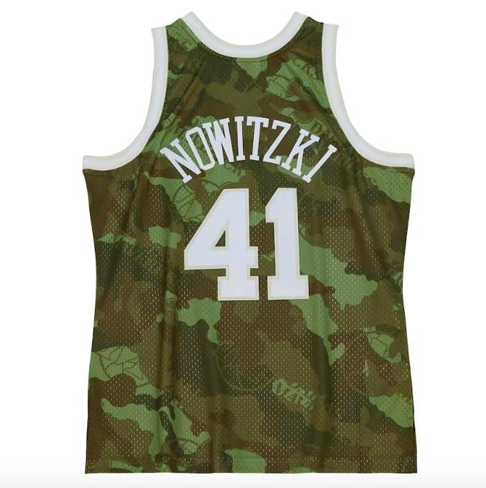 1998-99-Dallas-Mavericks-41-Dirk-Nowitzki-Mitchell-Ness-Ghost-Green-Camo-Jersey-4