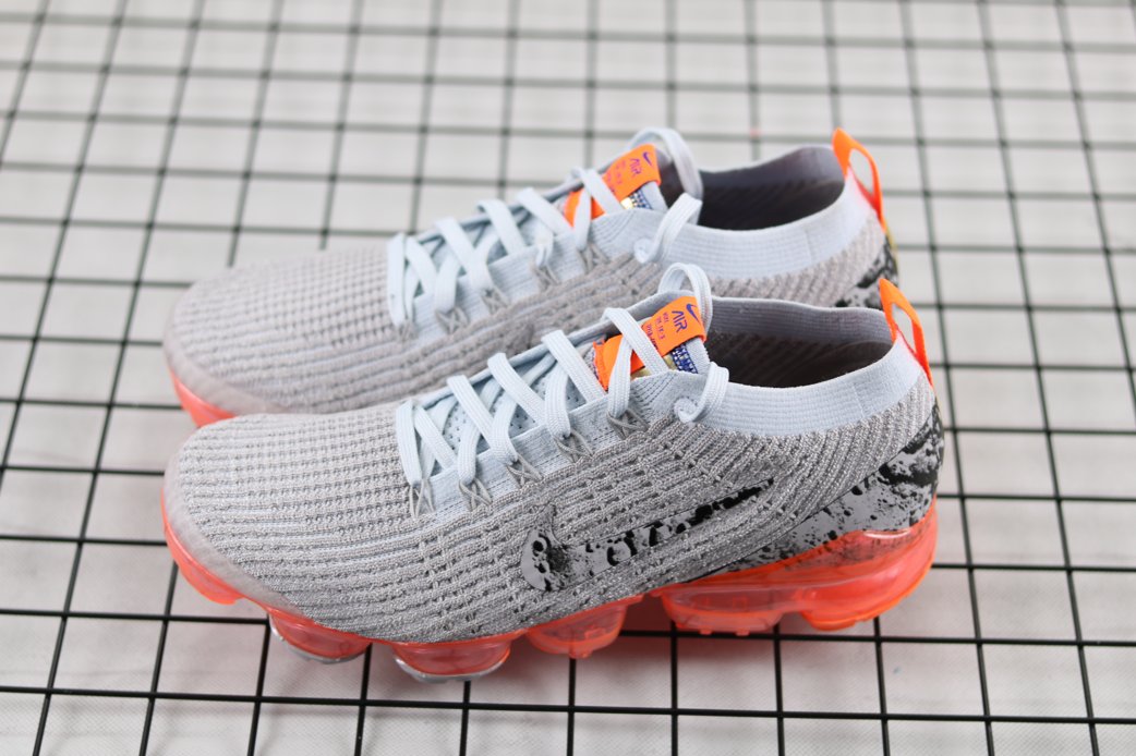 Кроссовки Air VaporMax Flyknit 3 Moon Landing